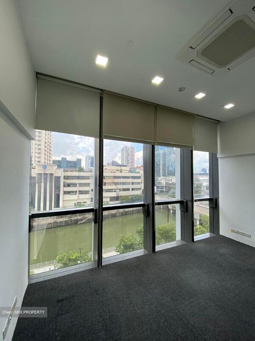 High Street Centre (D6), Office #526086771